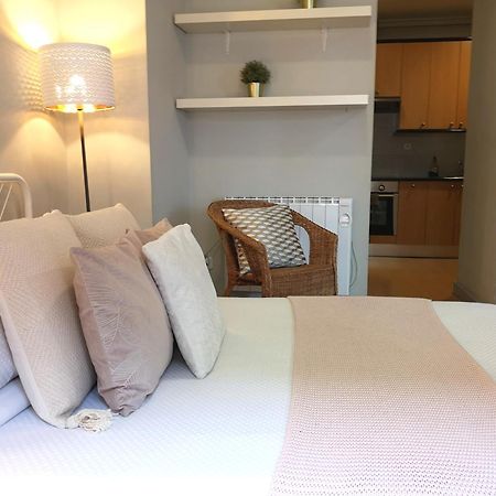 Apartamentos Fucar Мадрид Стая снимка
