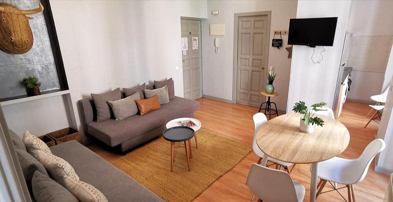Apartamentos Fucar Мадрид Екстериор снимка