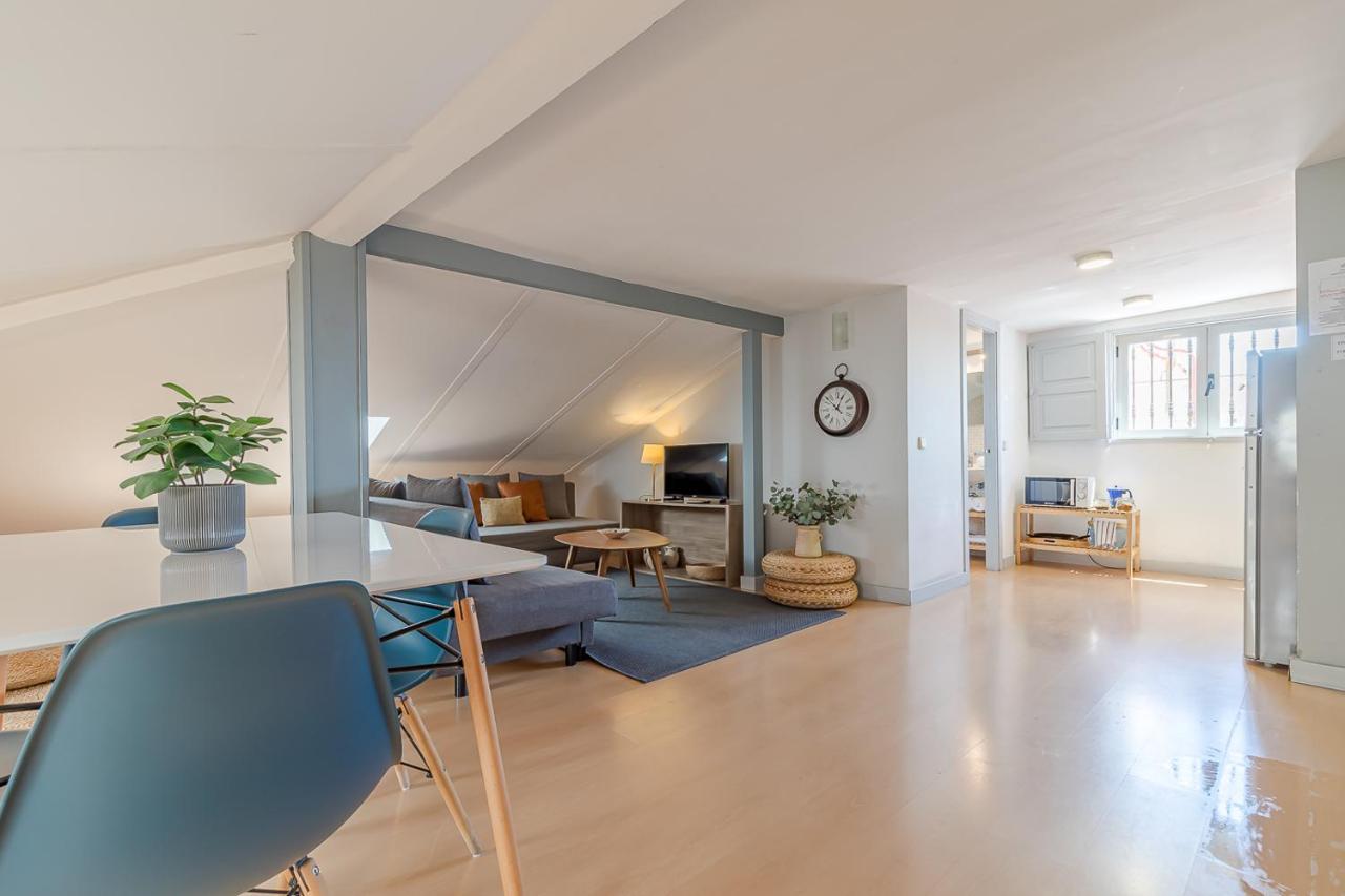 Apartamentos Fucar Мадрид Екстериор снимка