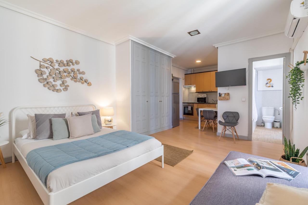 Apartamentos Fucar Мадрид Екстериор снимка