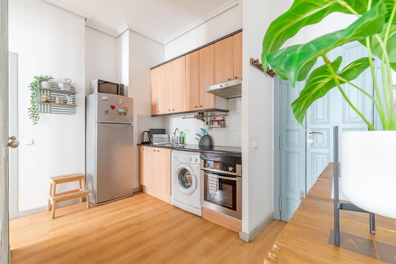 Apartamentos Fucar Мадрид Екстериор снимка