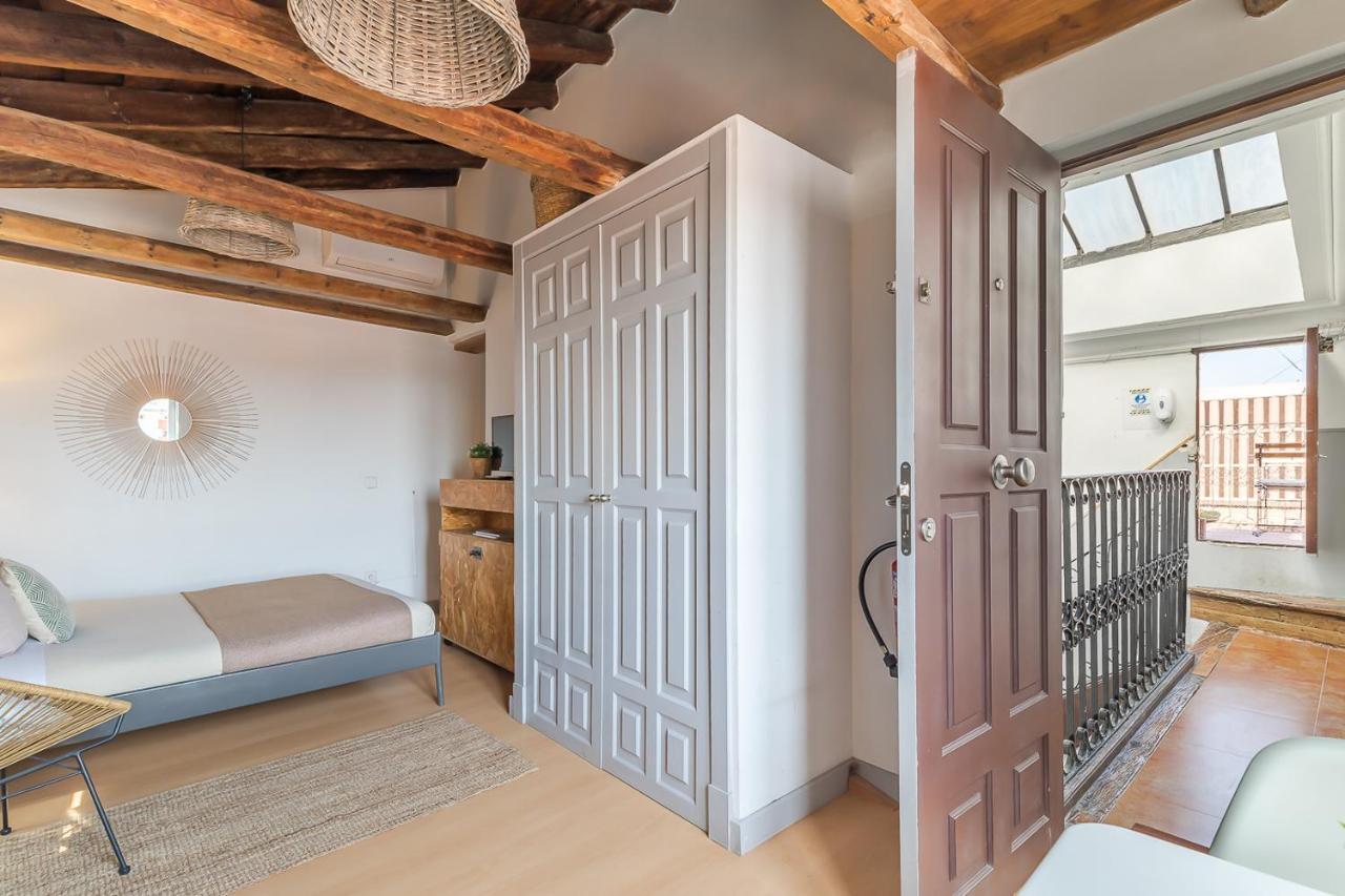 Apartamentos Fucar Мадрид Екстериор снимка