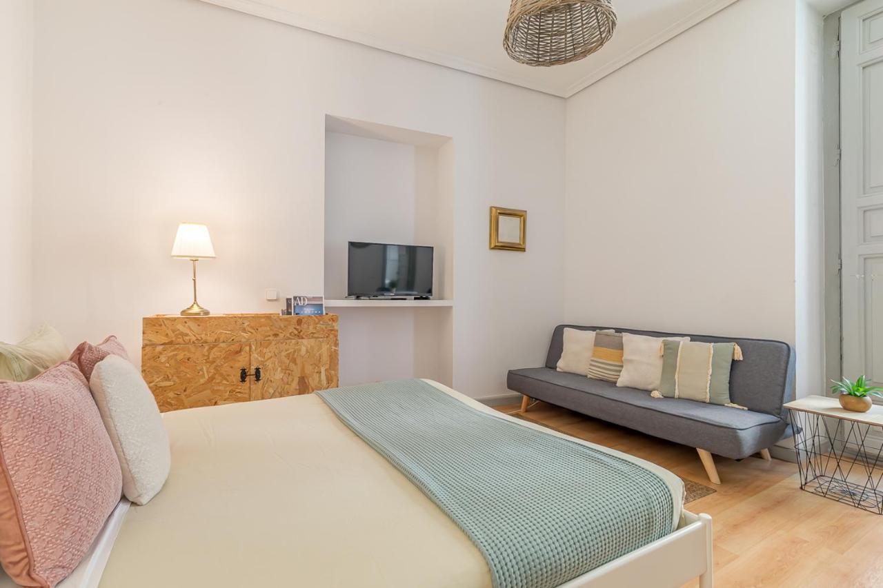 Apartamentos Fucar Мадрид Екстериор снимка