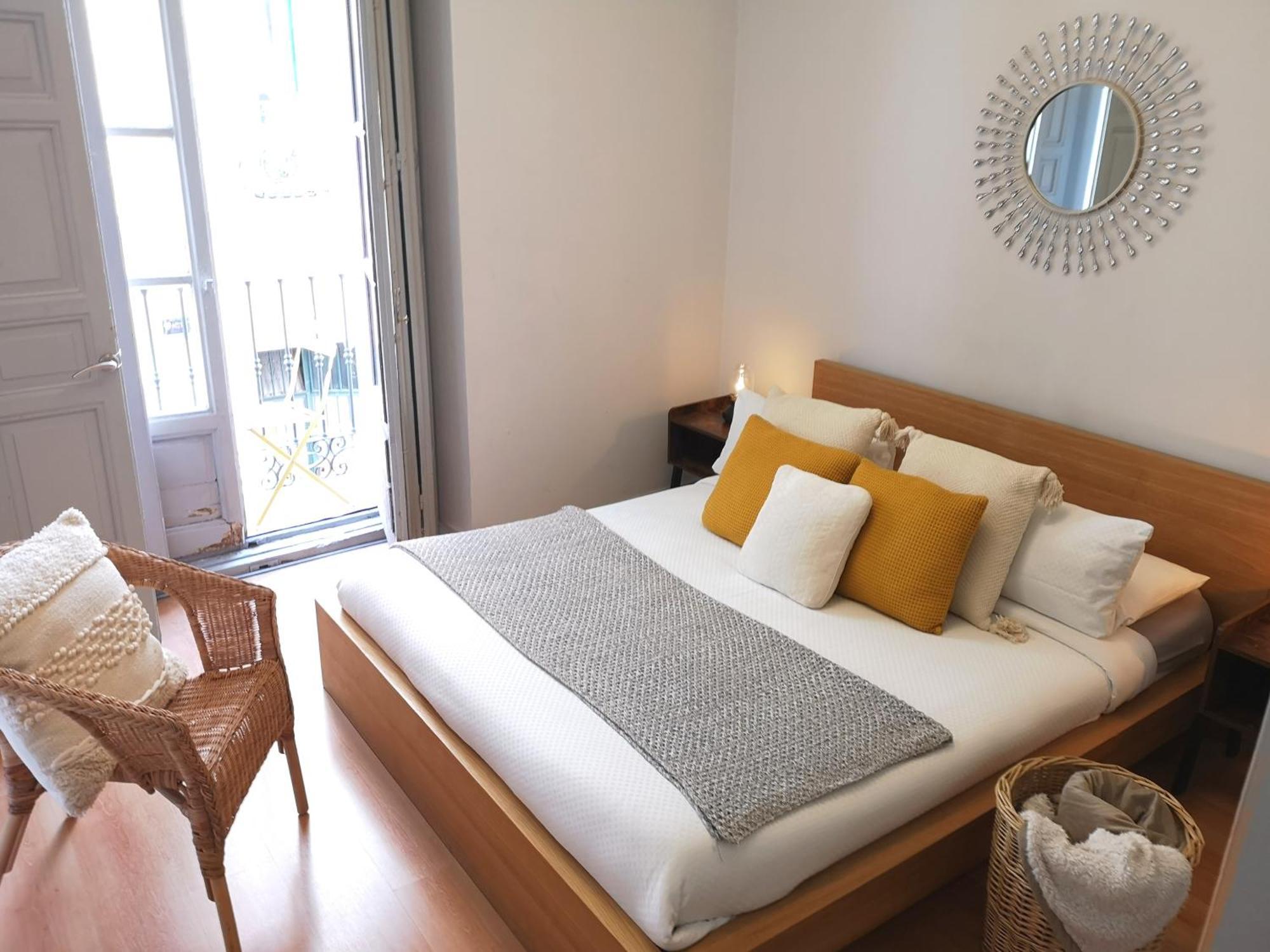 Apartamentos Fucar Мадрид Стая снимка