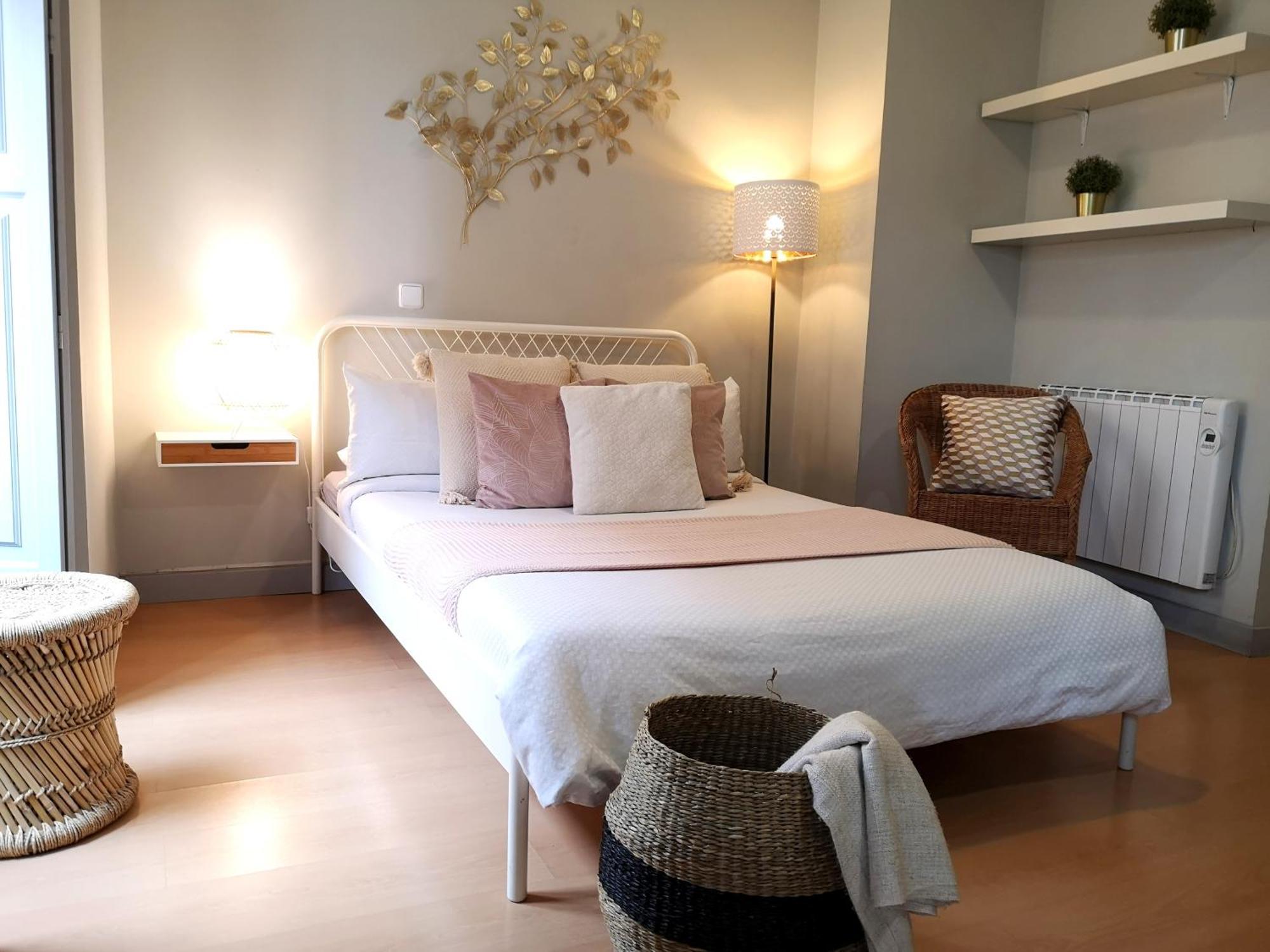 Apartamentos Fucar Мадрид Стая снимка